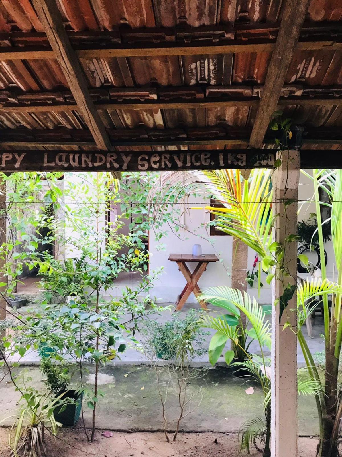 Walkers Hostel トリンコマリー エクステリア 写真